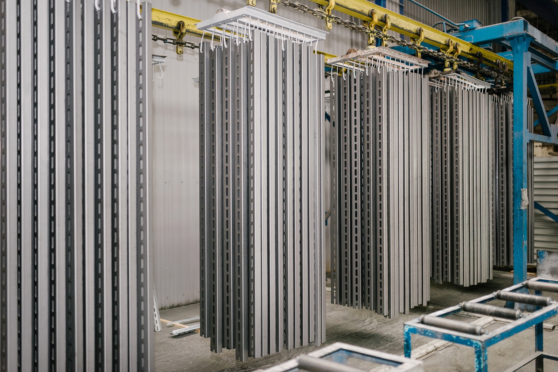 Краска грунтом/эмалью методом окунания/распыления