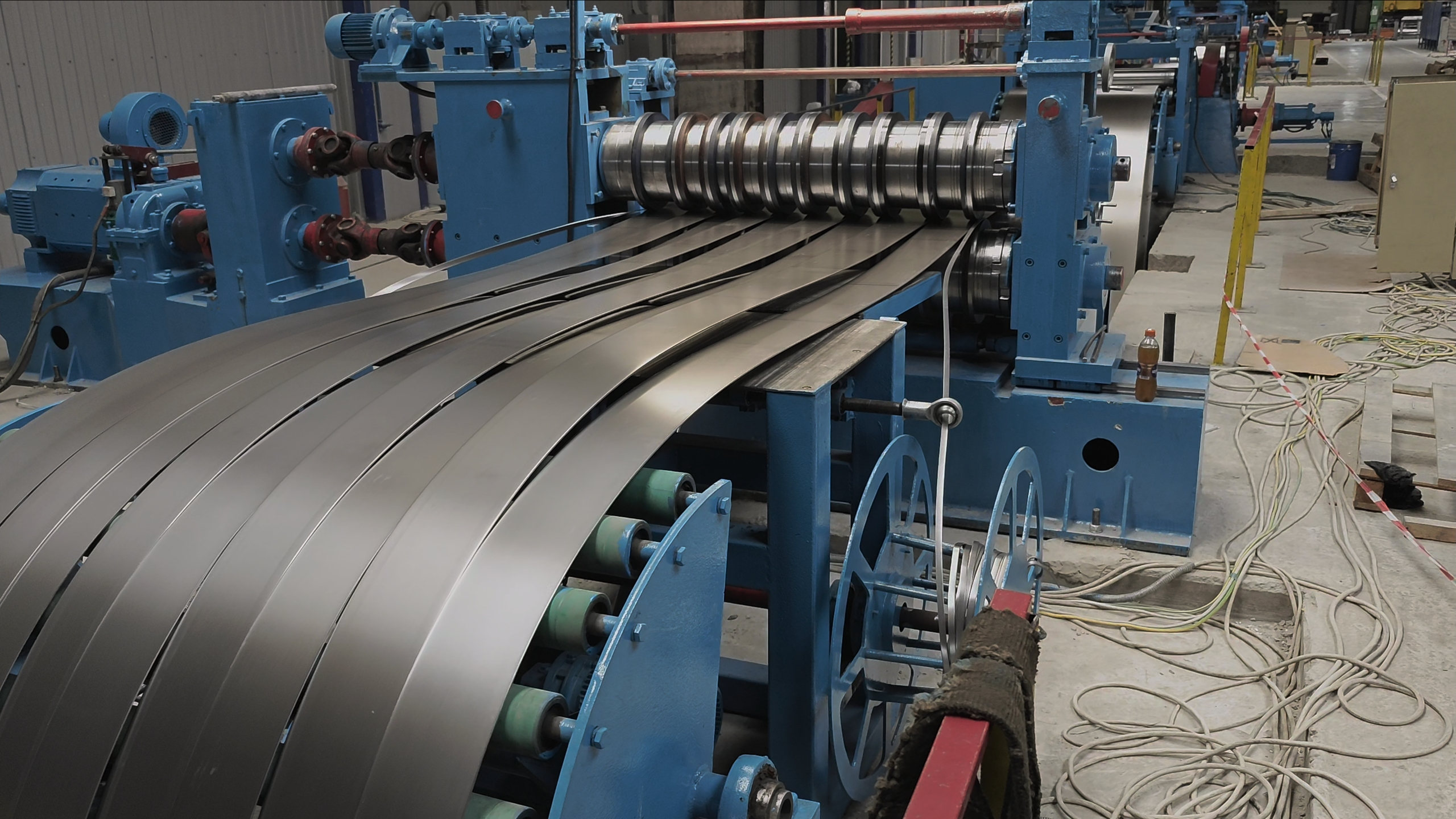 Продольная резка металла